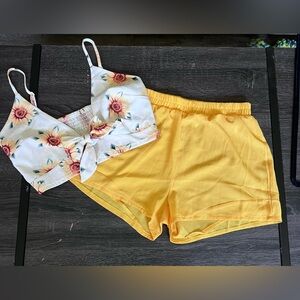 Adorable 2-Piece Summer Set